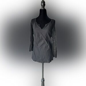 August silk net sleeves top nwt L